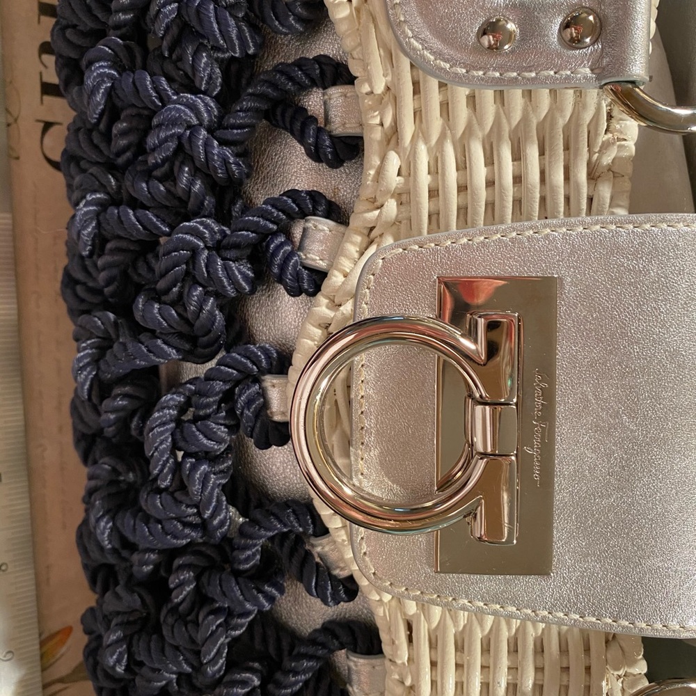 Salvatore Ferragamo Unique Nautical Bag - Picture 2 of 11